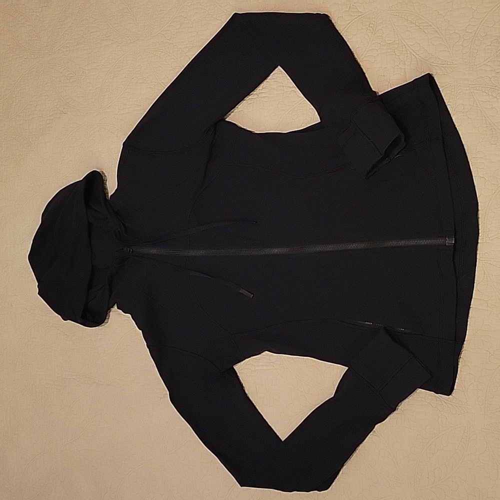 Lululemon Black Hooded Define Jacket. Size 8